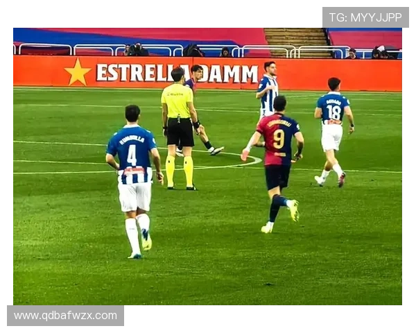 与足球明星一对一较量的热血青春故事 与足球明星一对一较量的热血青春故事